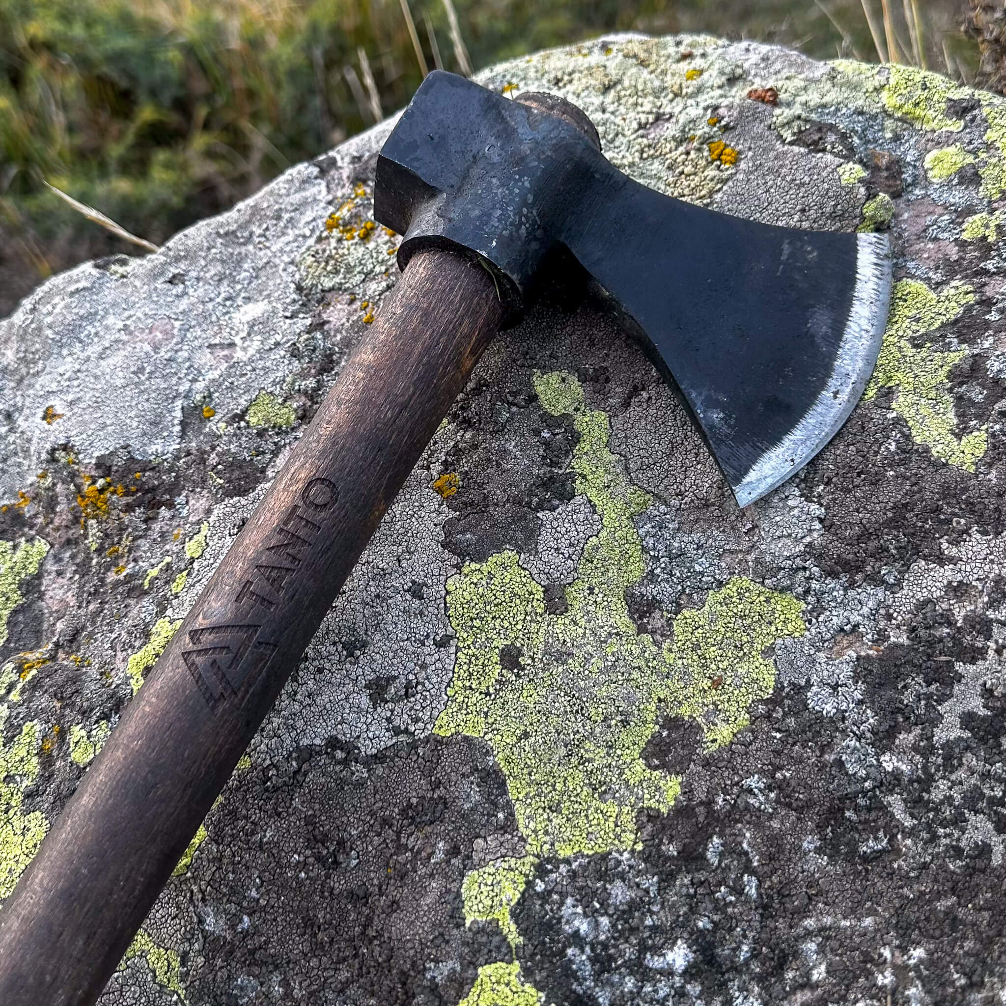 Tomahawk Balta