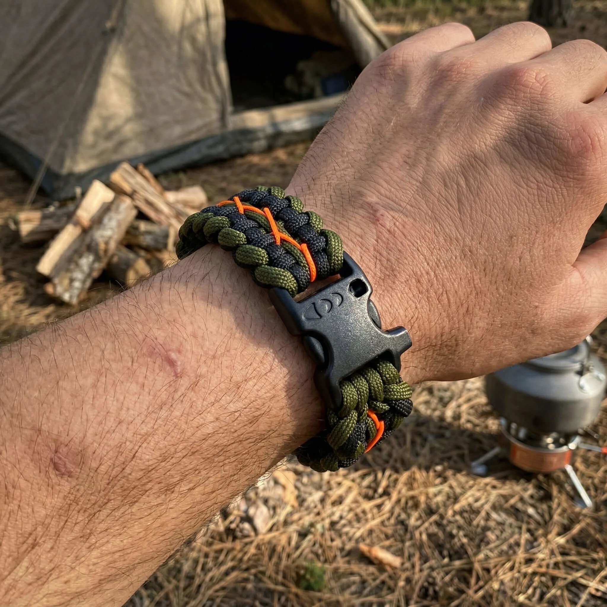 Düdüklü Paracord Bileklik 