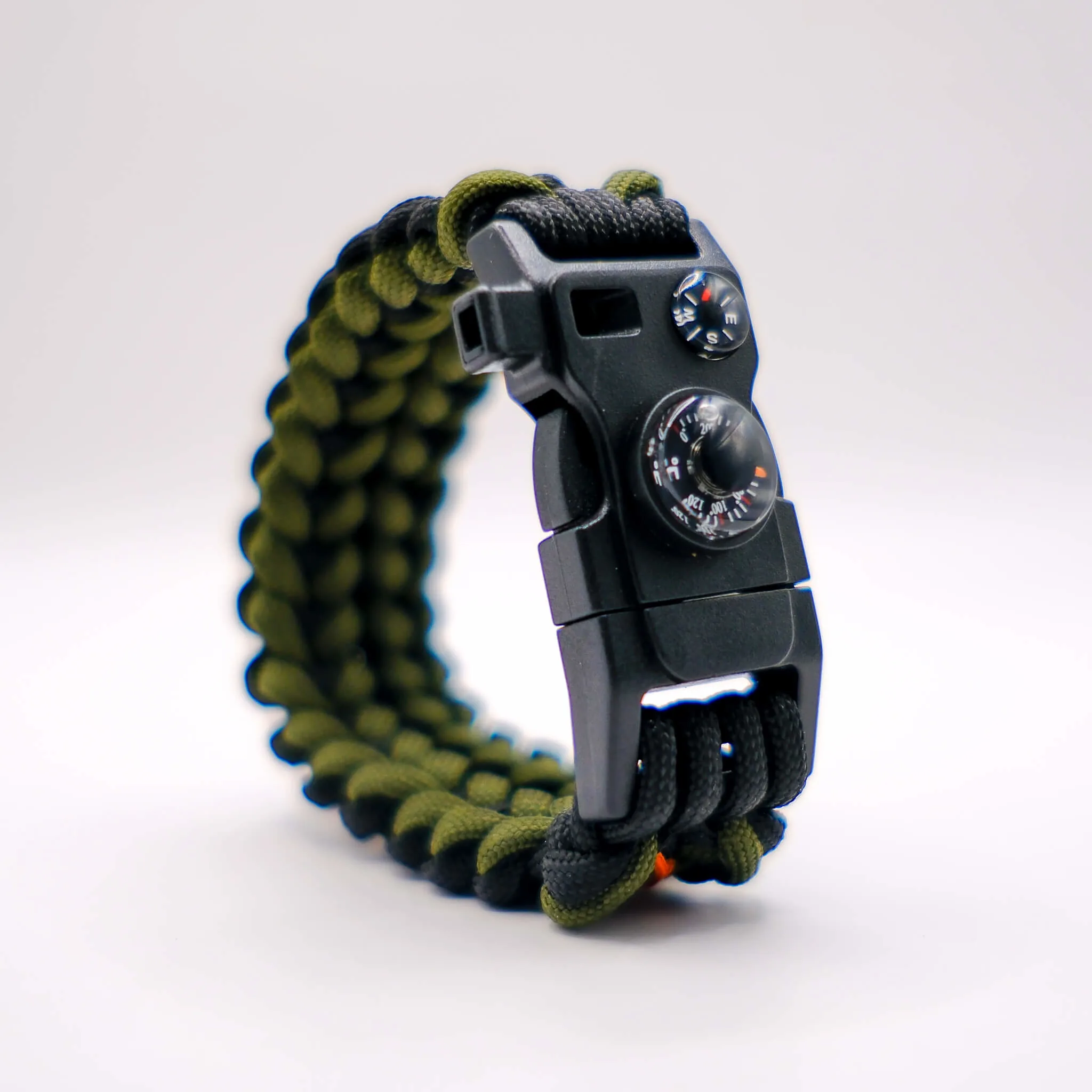 Pusulalı Ateş Başlatıcılı Düdüklü Survival Paracord Bileklik 