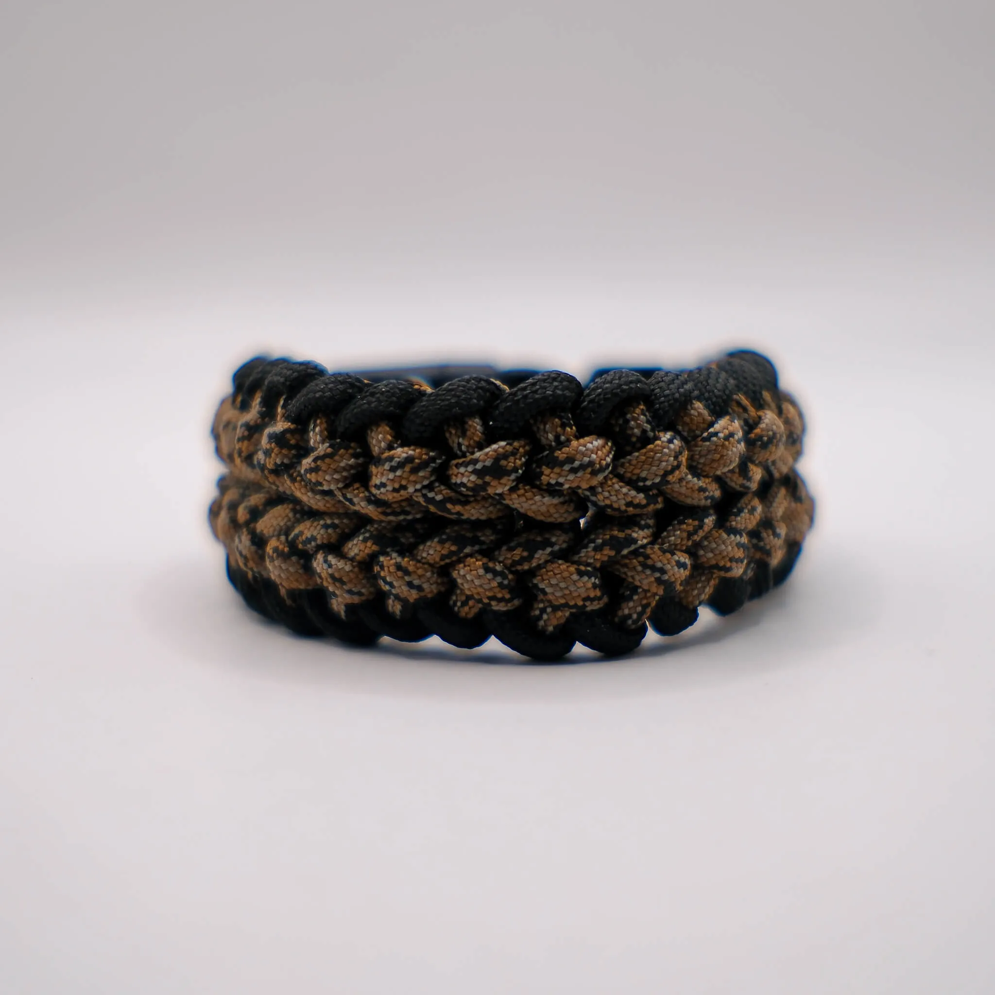 Geniş Örgü Paracord Survival Siyah Kahverengi Kamuflaj Bileklik 