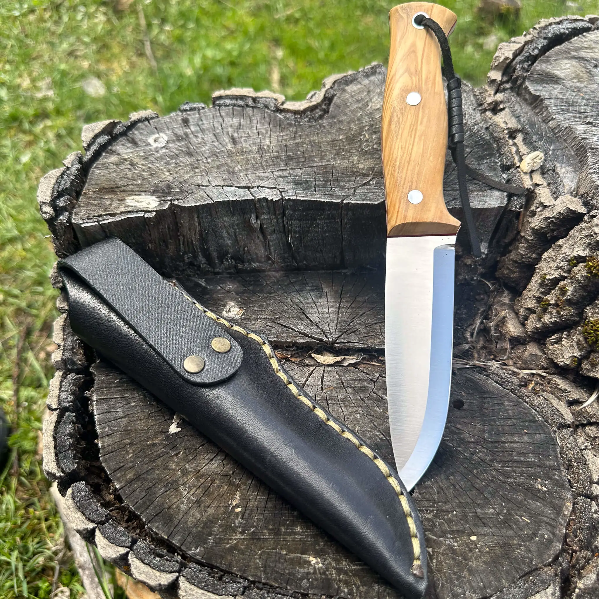 Böhler N690 Çelik Bıçak 21.5 cm Zeytin Saplı