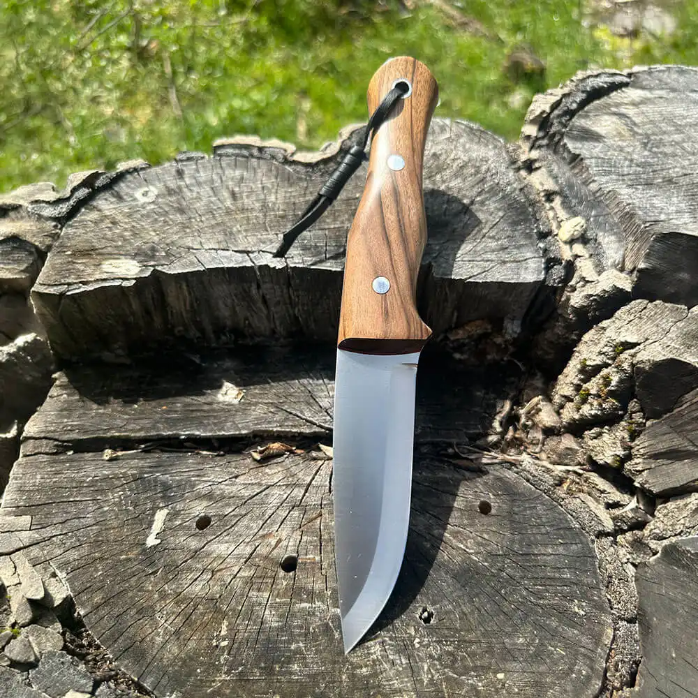 Böhler N690 Çelik Bıçak 22.5 cm Ceviz Saplı 