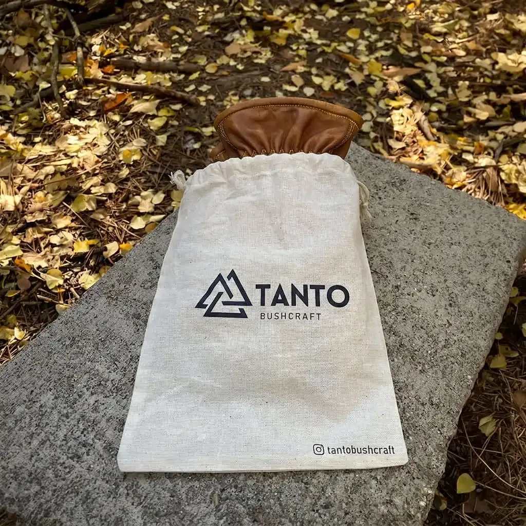 Tanto Dakota Eldiven, Dana Derisi